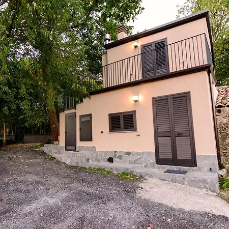 La Casa Della Quercia Holiday home Randazzo